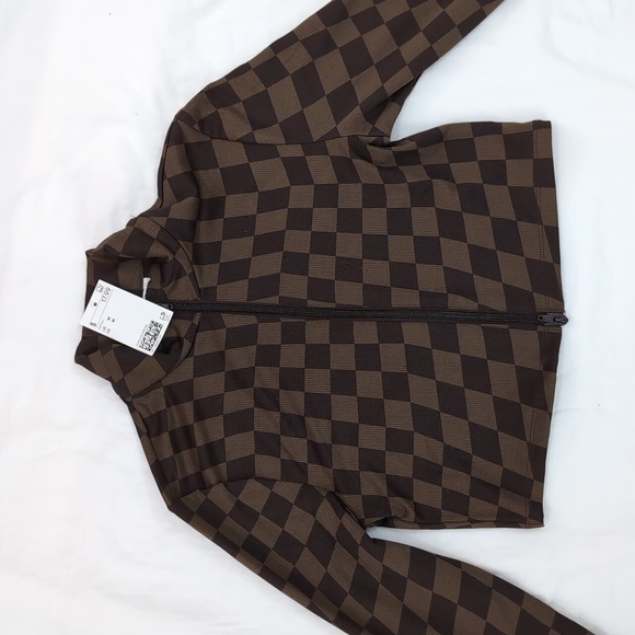 🆕️ H&M Crop Brown check long sleeve zip up Sz M NWT - Picture 6 of 10